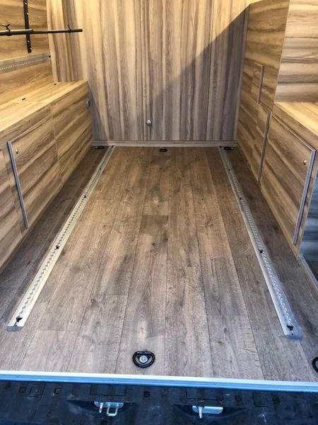 Volkswagen Crafter • 2013 • 98,000 km 10