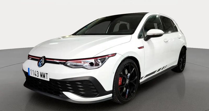 Volkswagen Golf • 2024 • 26,682 km 1