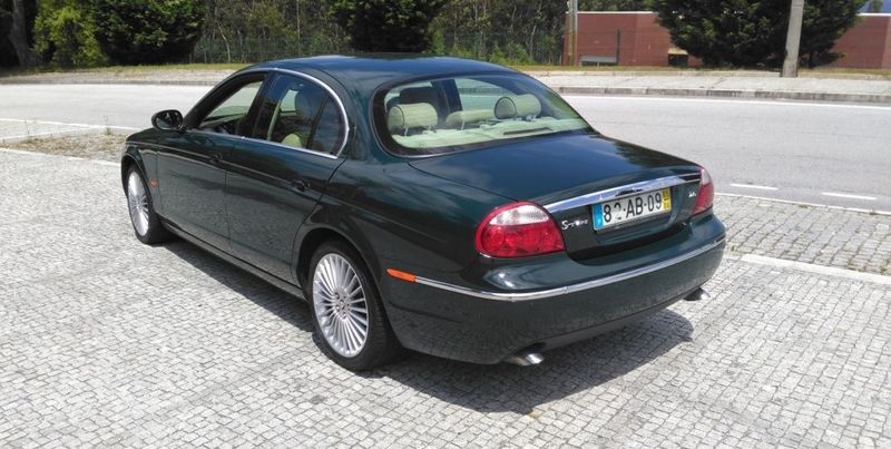 Jaguar S-Type • 2005 • 220,000 km 2