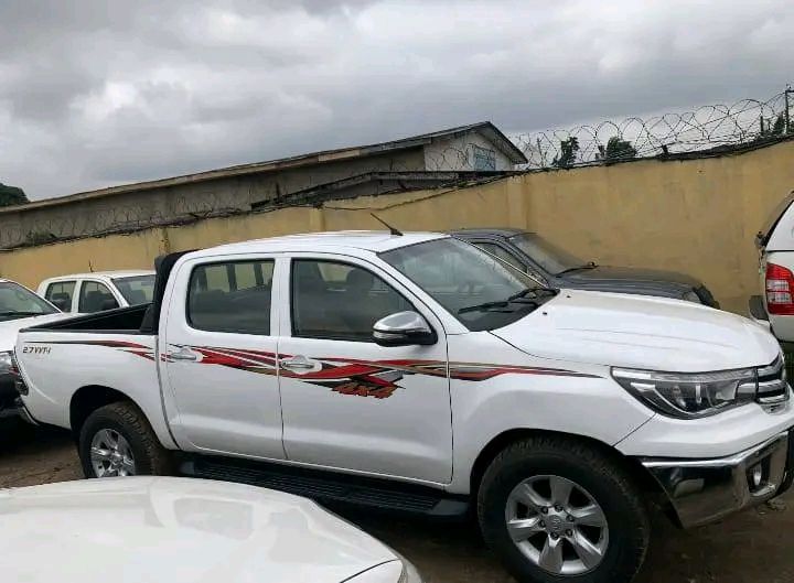 Toyota Hilux • 2018 • 50,000 km 1