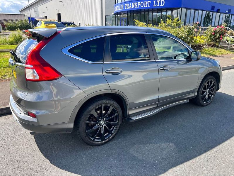 Honda CR-V • 2015 • 93,000 km 4