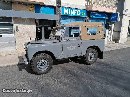 Land Rover LR3 • 1981 • 29,999 km 5