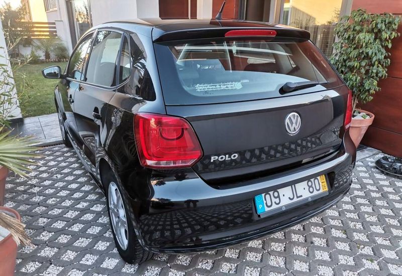 Volkswagen Polo • 2010 • 199,999 km 2