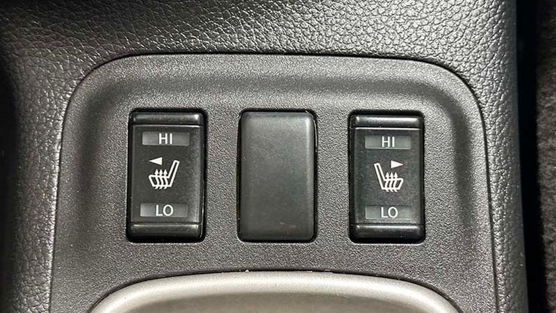 Nissan Navara • 2020 • 34,654 km 9