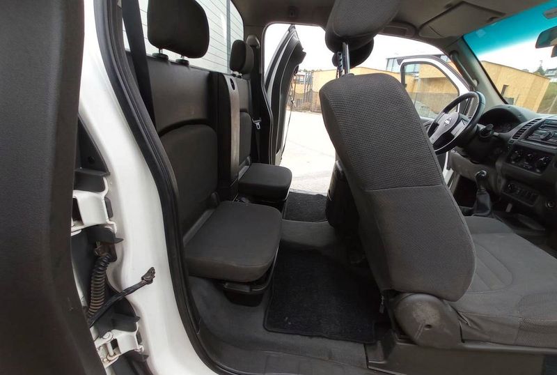 Nissan Navara • 2007 • 300,000 km 5