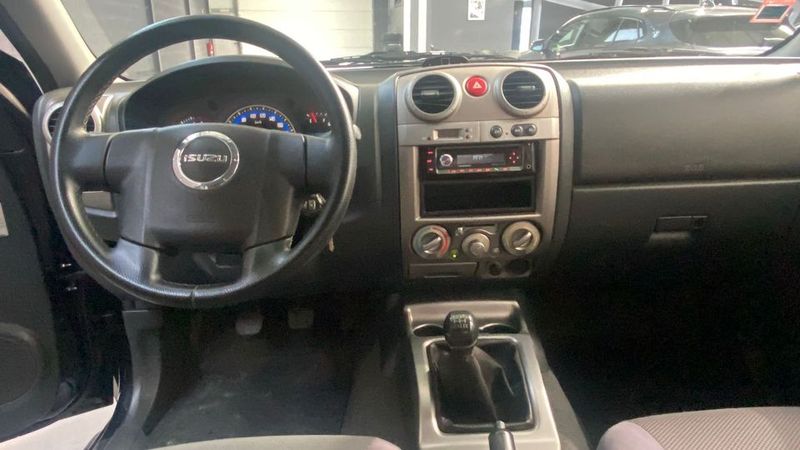 Isuzu D-MAX • 2010 • 340,000 km 6