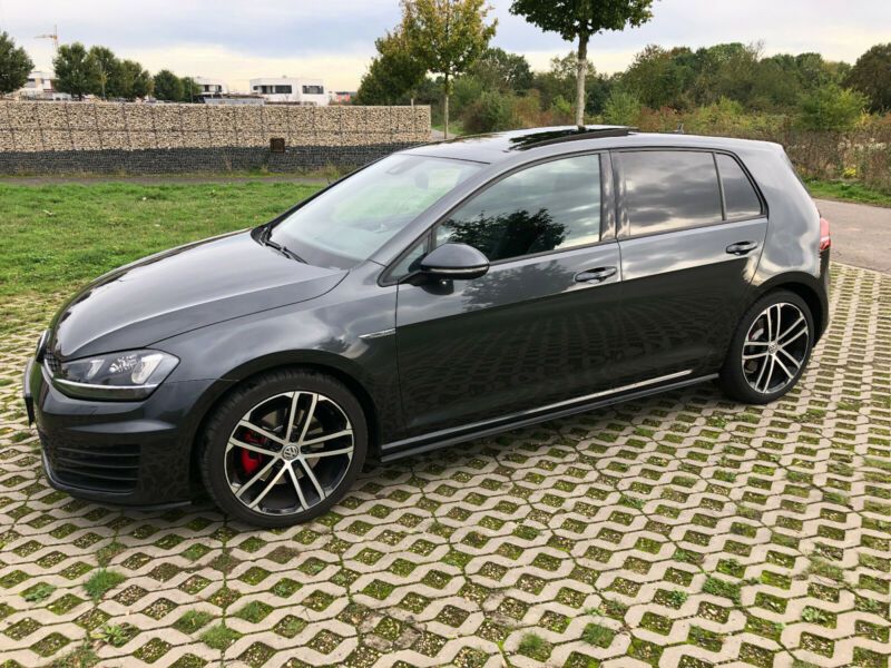 Volkswagen Golf • 2015 • 169,000 km 13