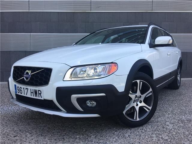 Volvo XC70 • 2014 • 162,000 km 1