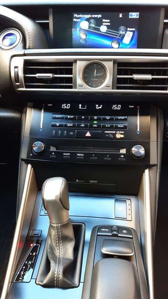 Lexus IS • 2014 • 162,000 km 15