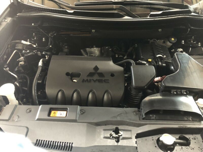 Mitsubishi Outlander • 2018 • 79,280 km 10