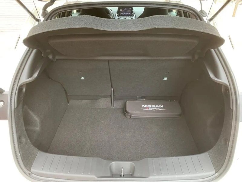 Nissan Qashqai • 2022 • 26,900 km 9