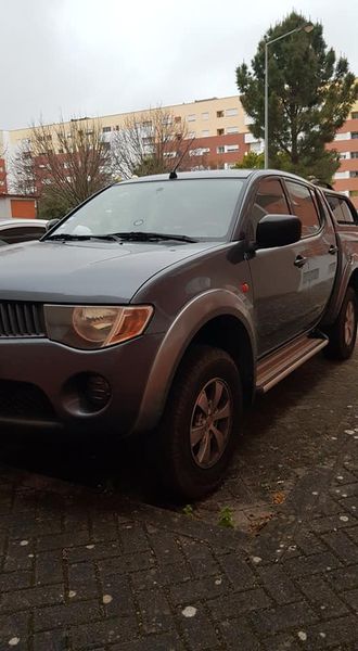 Mitsubishi L200 • 2009 • 118,000 km 4