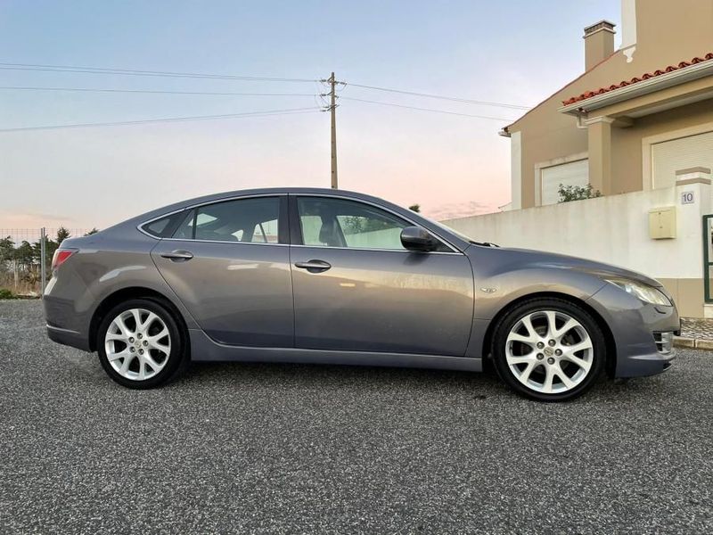 Mazda 6 • 2008 • 220,000 km 3