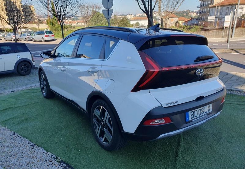 Hyundai Elantra • 2023 • 27,000 km 2