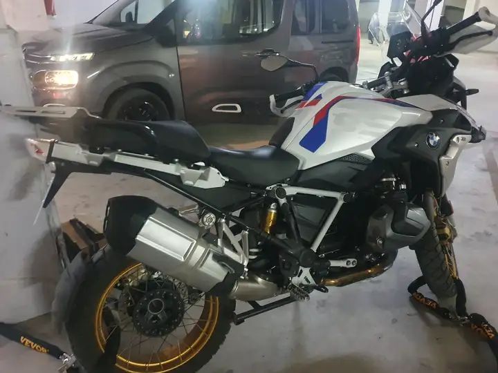 Bmw r1250gs • 2022 • 11,000 km 7