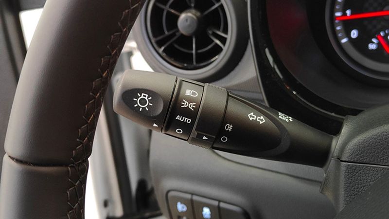 Hyundai i10 • 2023 • 25,432 km 14