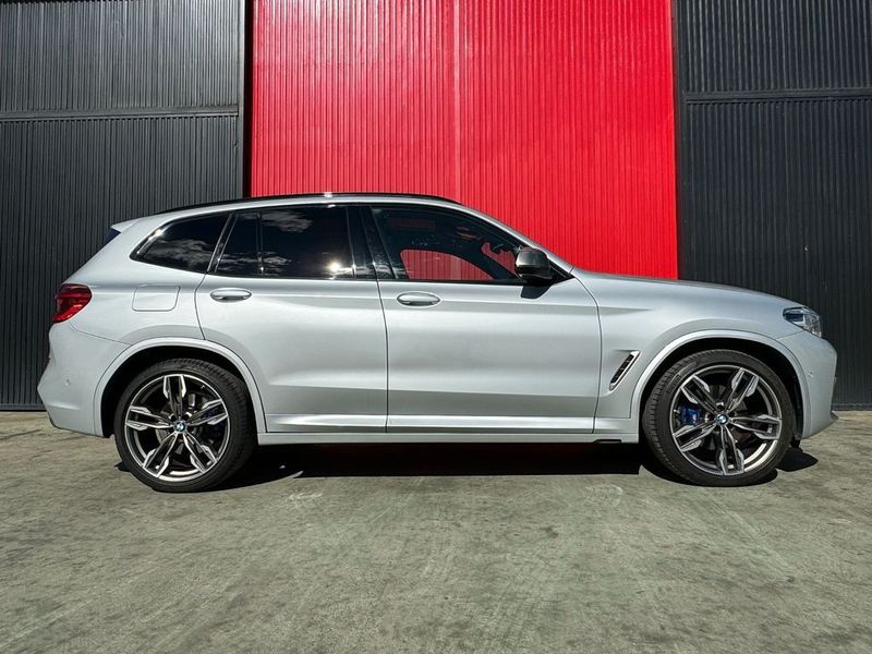 BMW X3 • 2017 • 115,000 km 4