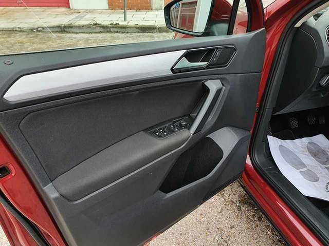 Volkswagen Tiguan • 2017 • 145,000 km 15