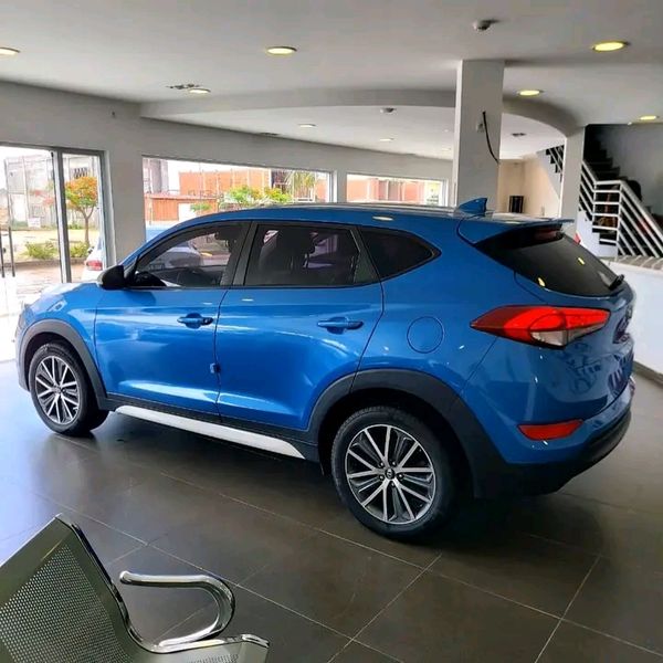 Hyundai Tucson • 2021 • 30,000 km 3