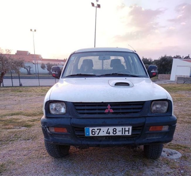 Mitsubishi L200 • 2017 • 300,000 km 1