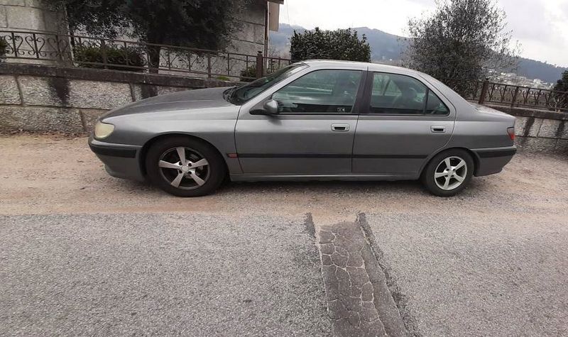 Peugeot 406 • 1996 • 159,999 km 2