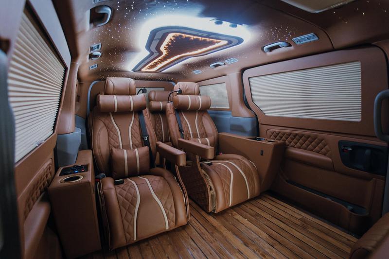 Hyundai H1 Van • 2021 • 0 km 3