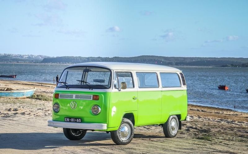 Volkswagen T5 Transporter Shuttle • 1976 • 90,000 km 10