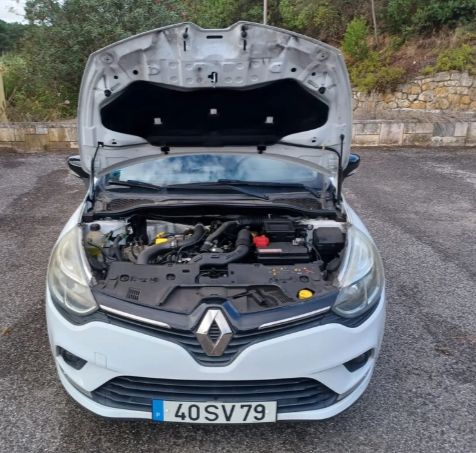 Renault Clio • 2017 • 73,000 km 2