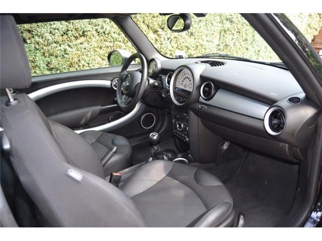 MINI Cooper • 2013 • 134,900 km 4