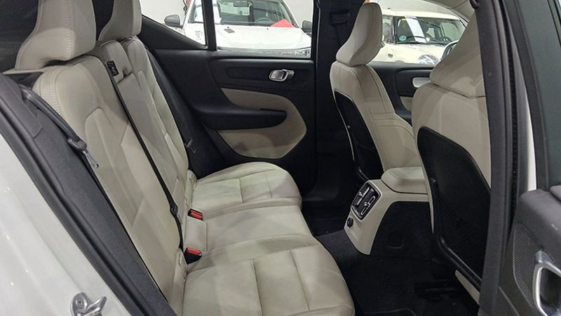 Volvo XC40 • 2022 • 41,043 km 17