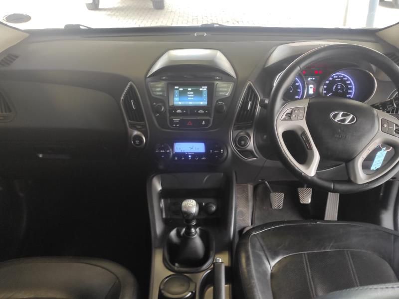 Hyundai ix35 • 2010 • 65,999 km 2