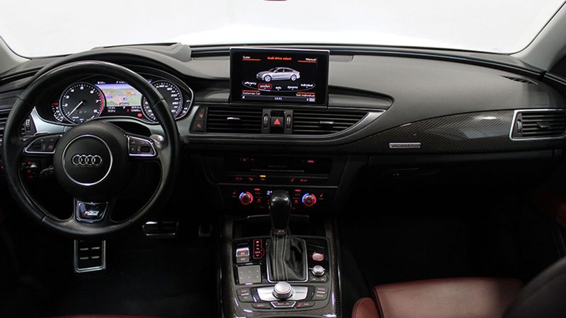 Audi A7 • 2015 • 124,600 km 6