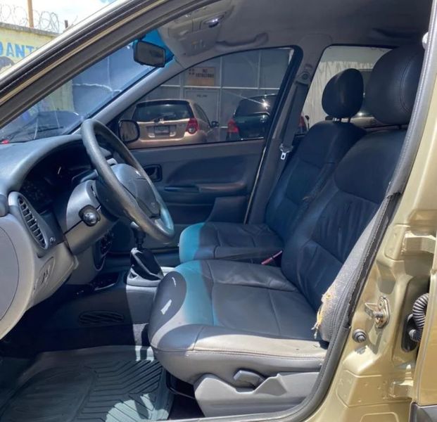 Renault Mégane • 2002 • 300,000 km 4