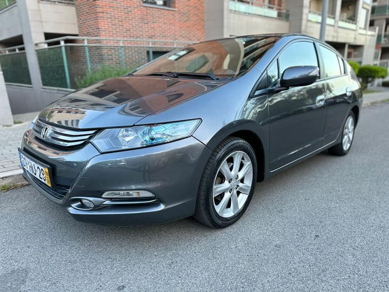 Honda Insight • 2009 • 45,000 km 3