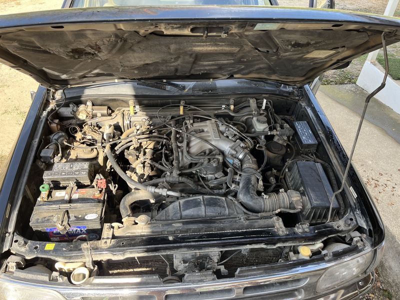 Nissan Pathfinder • 1997 • 145,000 mi 15