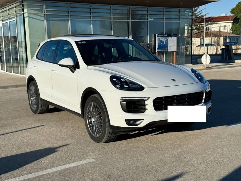 Porsche Cayenne • 2015 • 110,000 km 4
