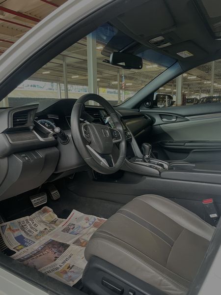 Honda Civic • 2020 • 90,000 km 17