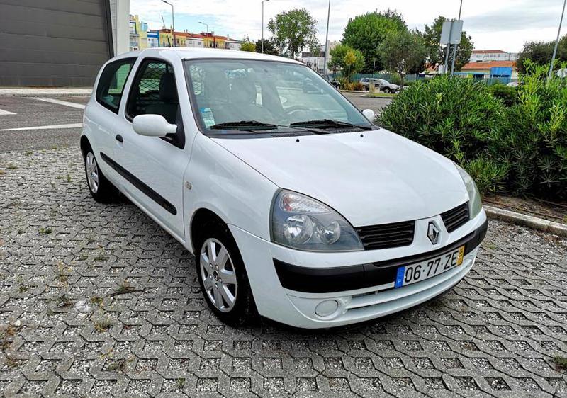 Renault Clio • 2004 • 200,000 km 1