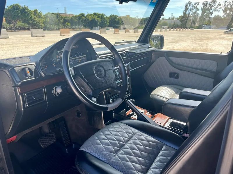 Mercedes-Benz G-Class • 1997 • 152,000 km 4