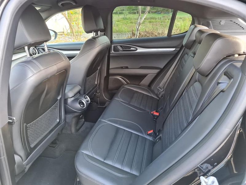 Alfa Romeo Stelvio • 2018 • 86,000 km 6