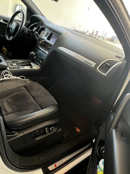 Audi Q7 • 2010 • 256,000 km 20