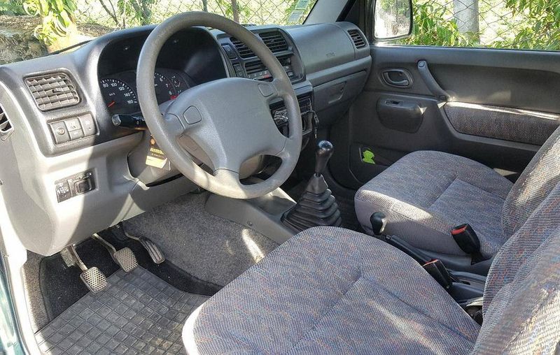 Suzuki Jimny • 1998 • 189,999 km 2