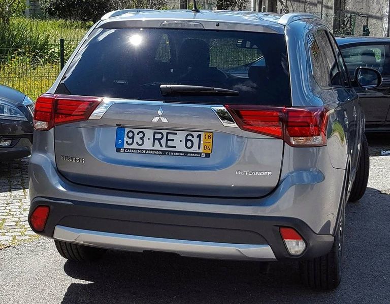 Mitsubishi Outlander • 2016 • 69,999 km 9