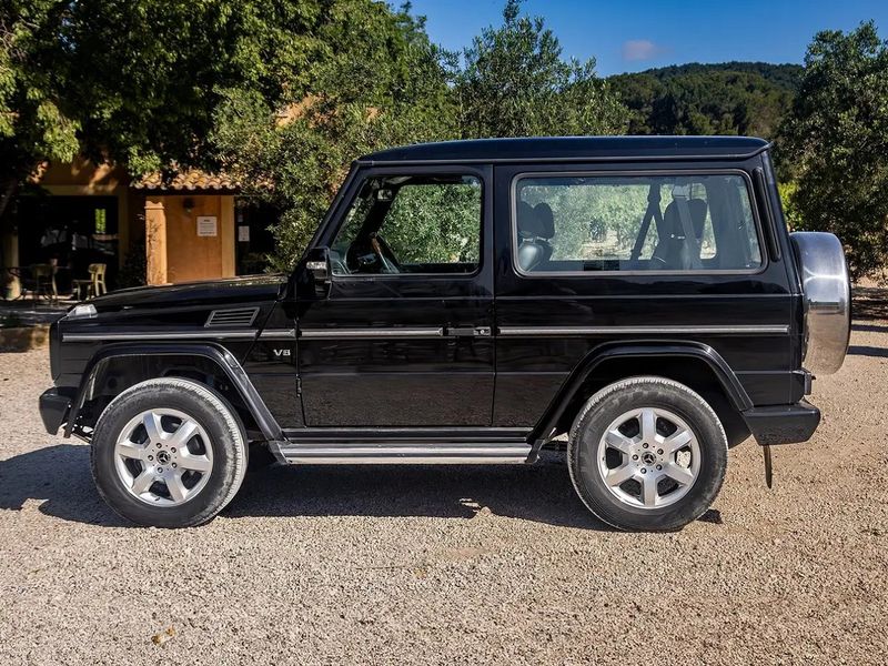 Mercedes-Benz G-Class • 2004 • 126,000 km 10