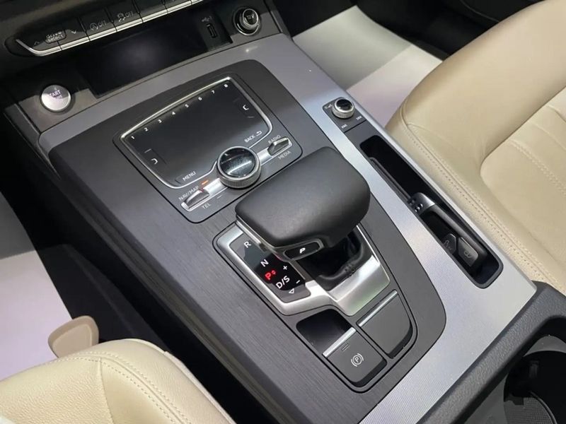 Audi Q5 • 2020 • 69,000 km 8