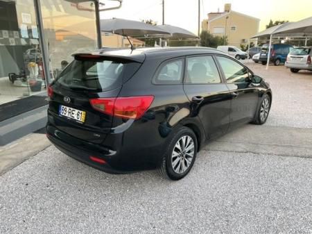 Kia Cee`d SW • 2016 • 90,000 km 1
