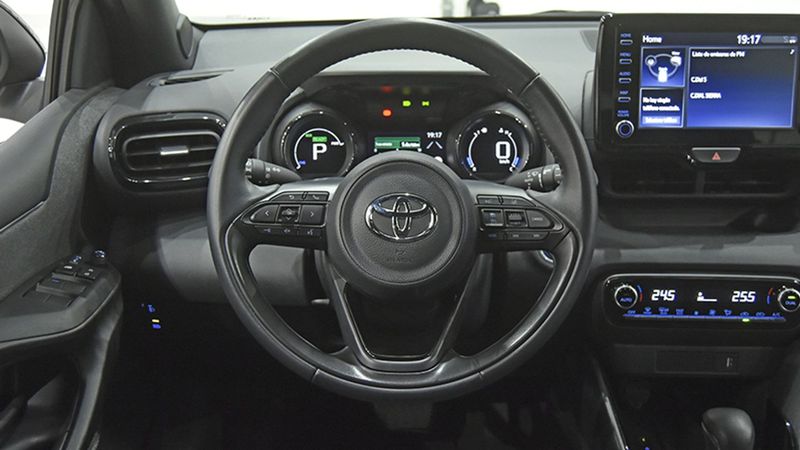 Toyota Yaris • 2021 • 14,534 km 11