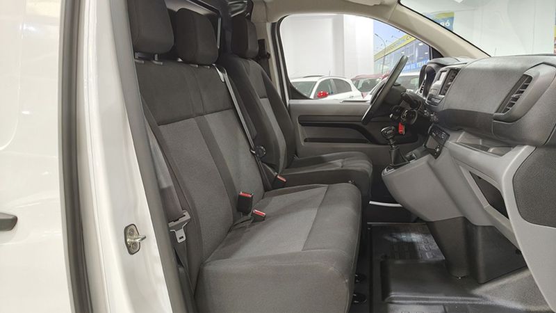 Fiat Scudo Van • 2022 • 12,156 km 7