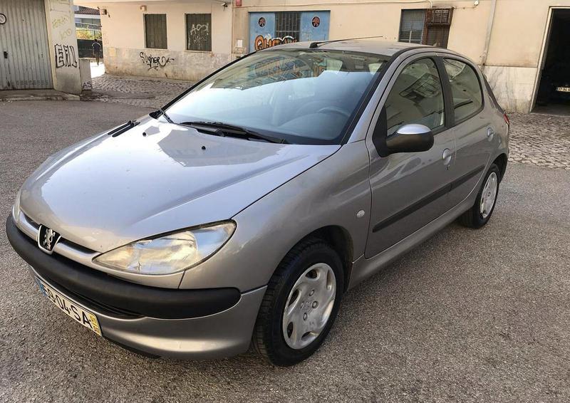 Peugeot 206 • 2001 • 190,000 km 1