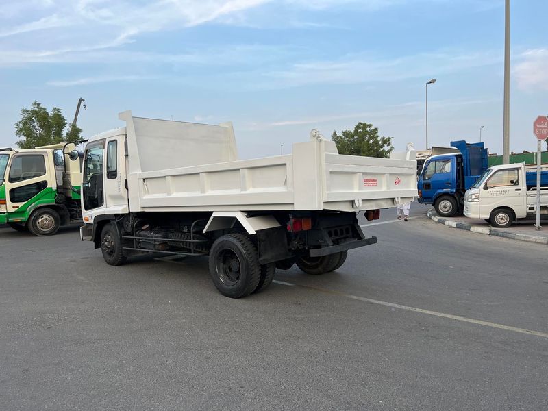 Isuzu Pickup • 2005 • 120,508 km 4